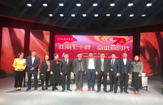 集团董事长李永宪做客海盐电视台对话海盐发展-壮丽七十载，奋进新时代