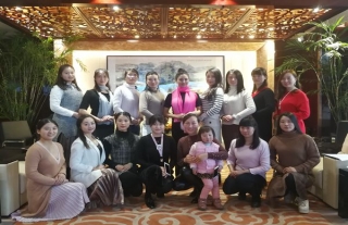河南商会第二期探索“东方女性优雅魅力”沙龙活动在我司圆满举行